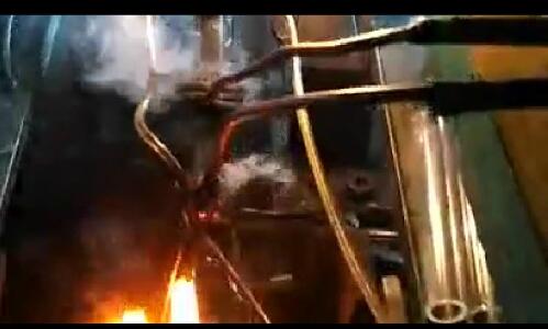 热墩螺栓自动化